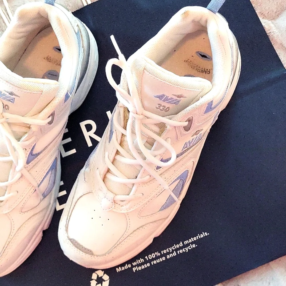 Avia 330 Archrocker White and Blue Women's Heavy Duty Dad Sneakers - Picture 4 of 15